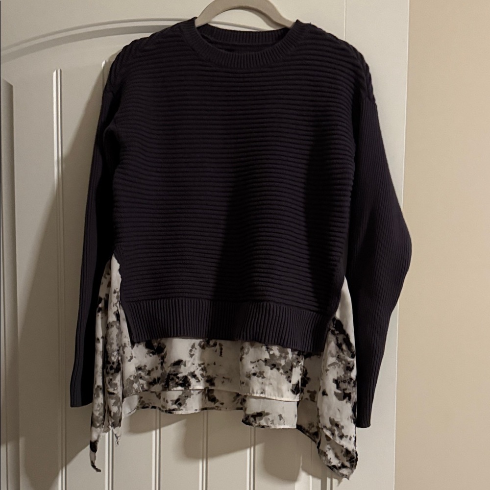 Simply Vera Vera Wang Grey, White and Black Sweater
